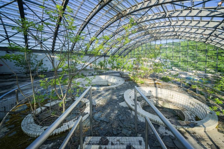 Utopia Spa Garden Japan Haikyo Featured Image