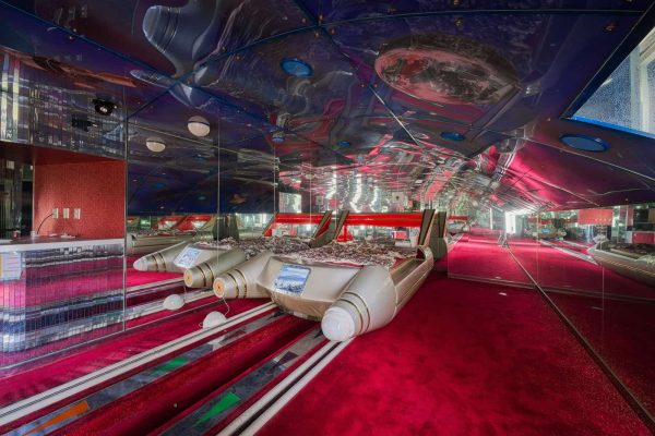Spaceship Love Hotel Japan Haikyo Featured Image