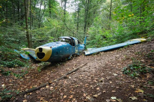 Mayday Mayday Lost Plane In The Woods Belgium Featured Image