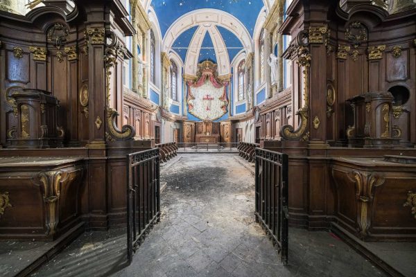 Eglise Bleue Belgium Featured Image